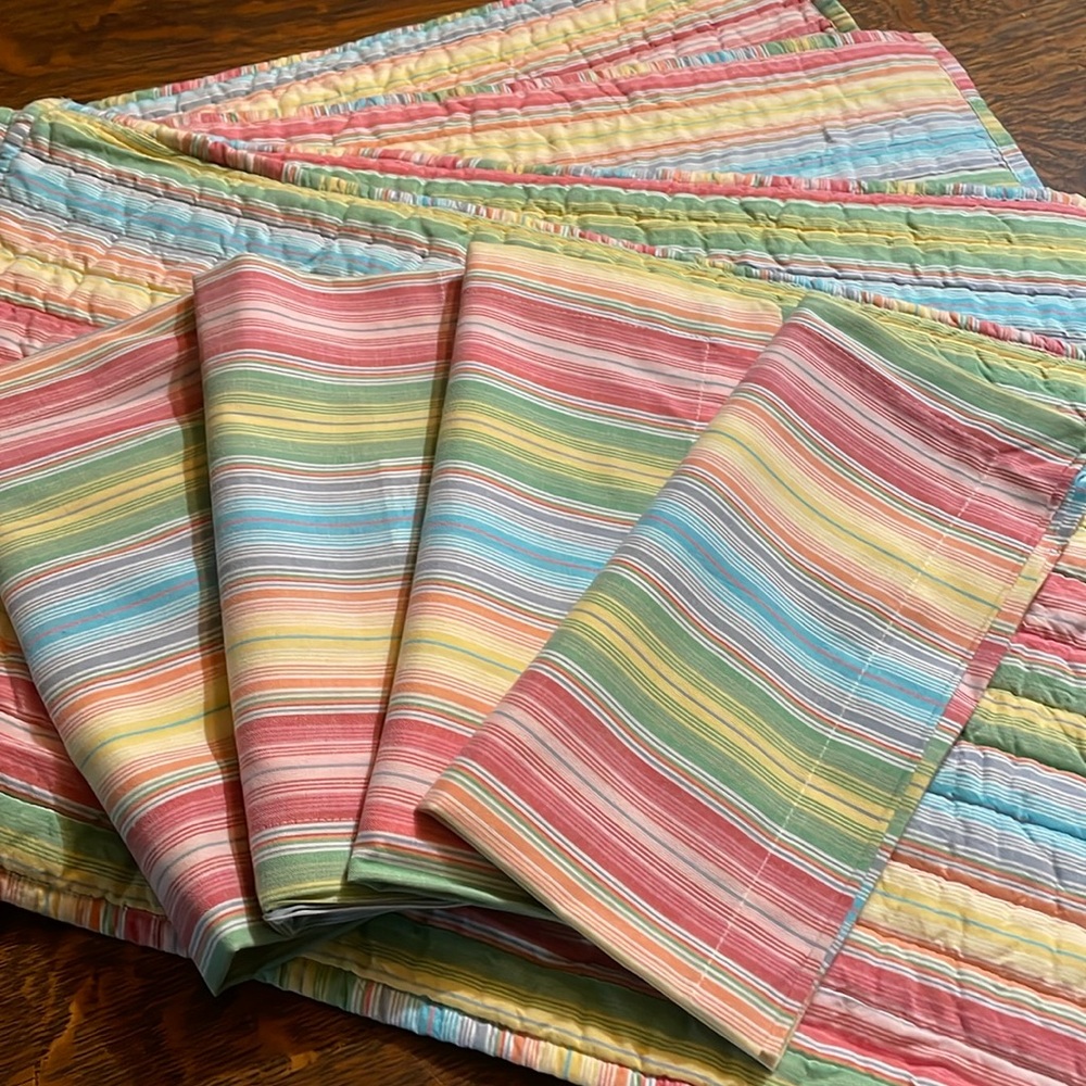 Rainbow, stripe table linen set of 4 placemats and 4 napkins. NIP Island Breeze